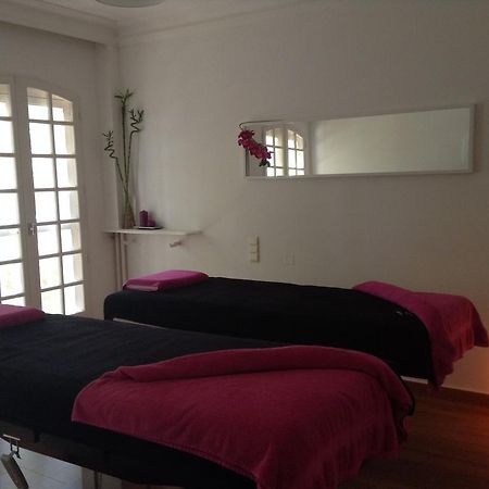 Hostellerie Les Frenes Avignon Buitenkant foto