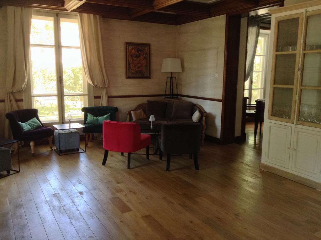 Hostellerie Les Frenes Avignon Buitenkant foto