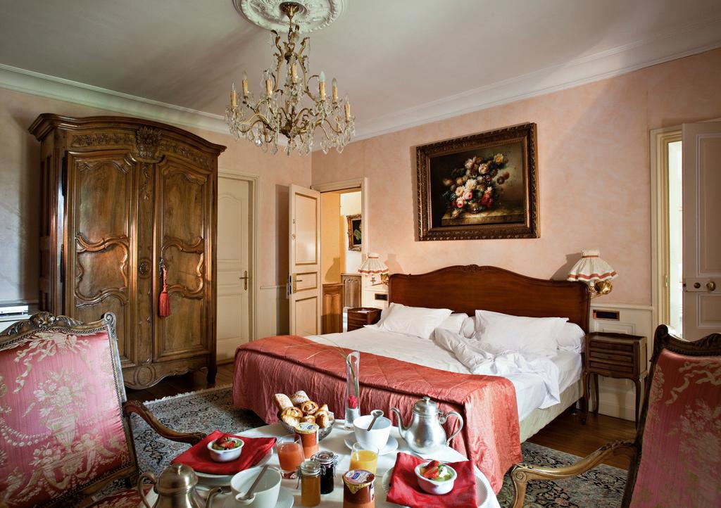 Hostellerie Les Frenes Avignon Kamer foto